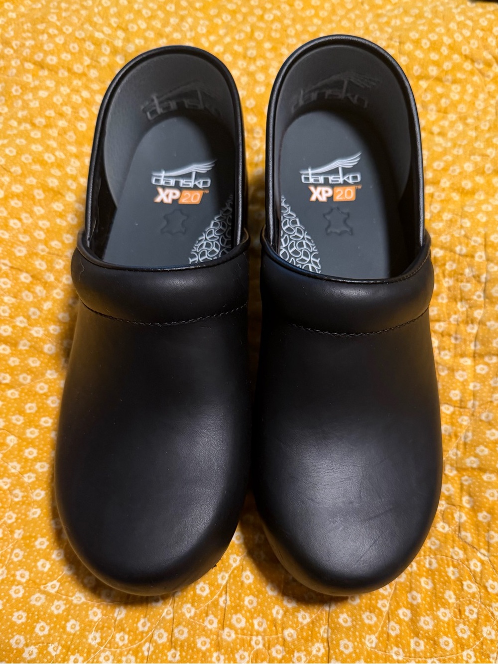 Dansko Kids XP 2.0 Black Leather Clogs